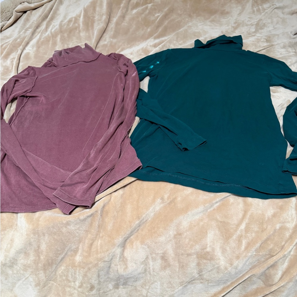 We the Free & J Crew Set of Two Long Sleeve Turtlenecks in Purple Green XS